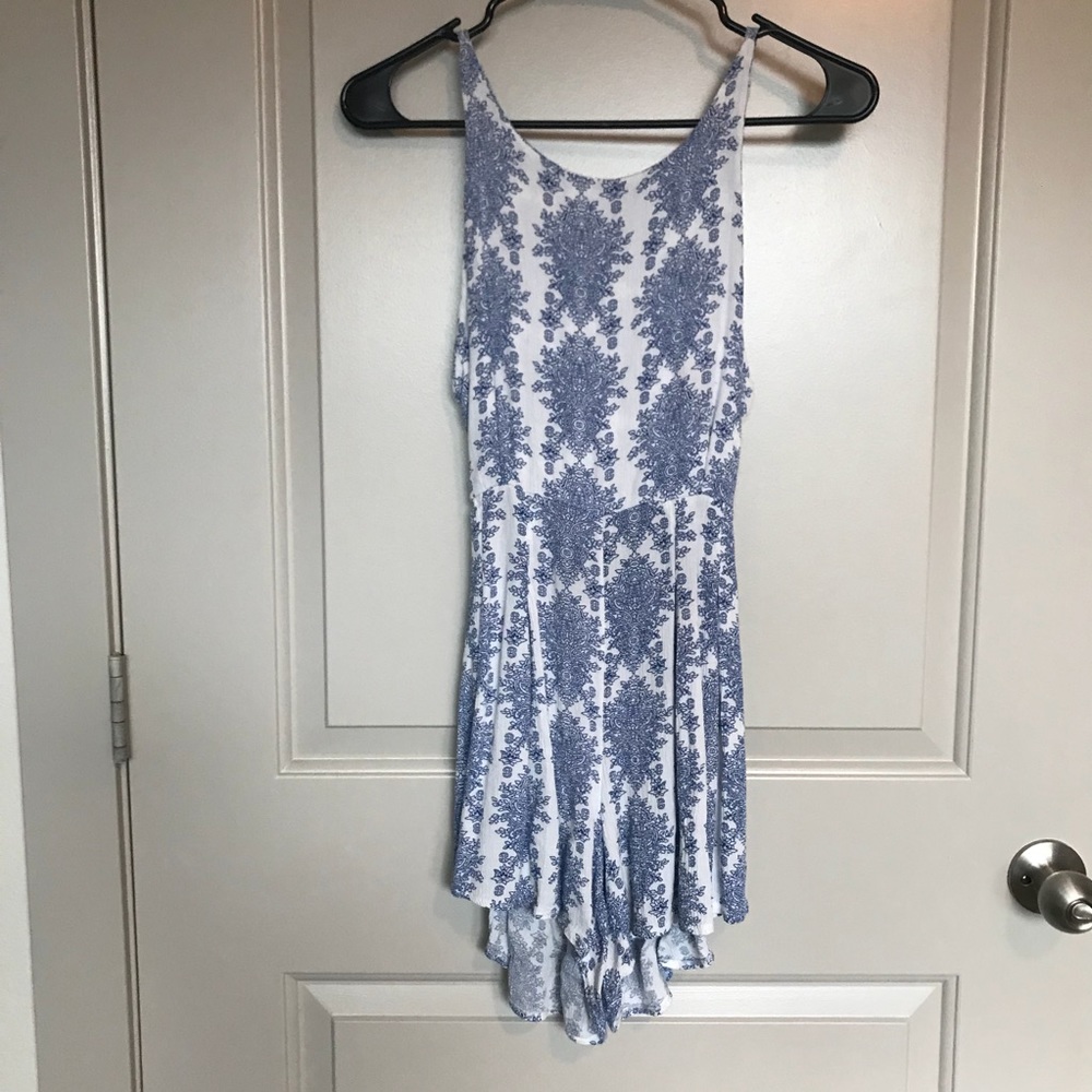 PRINTED ROMPER TIE BACK ❤️SOLD❤️